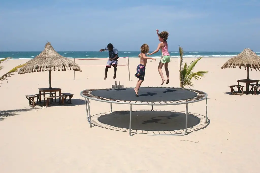 DIFFERENT TYPES OF TRAMPOLINES - guide