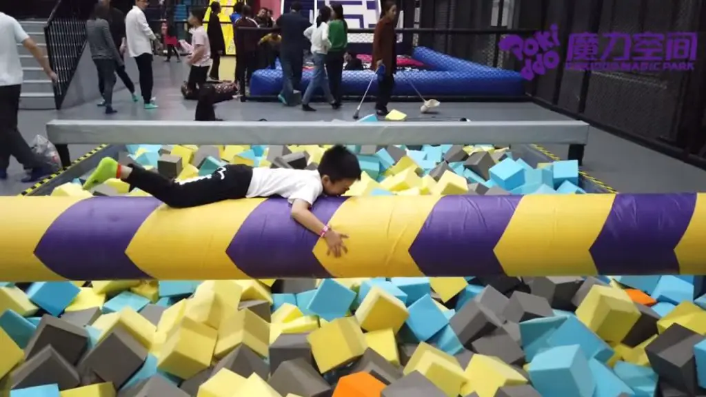 How to start a trampoline business