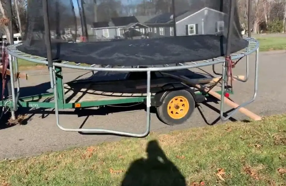 How long does it take to set up a trampoline
