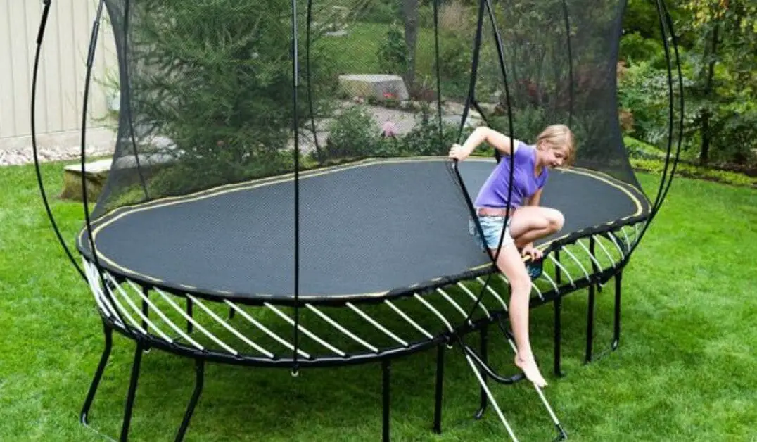 What is a Springfree Trampoline, and how does it function?