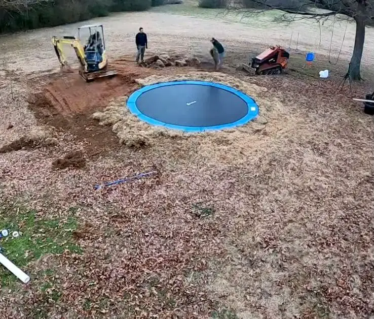 How to put a trampoline in the ground - Guide