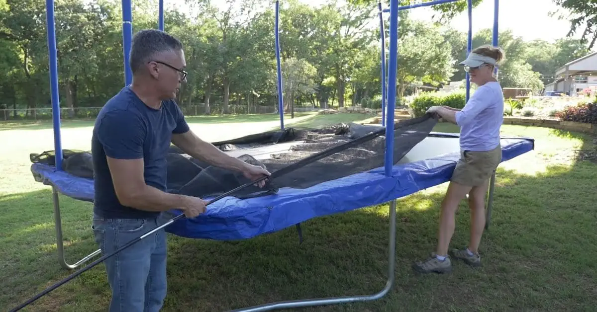 How to Put on a Trampoline Net