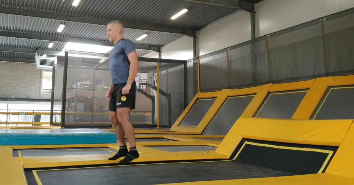 Chest hurts when jumping on trampoline - Guide